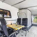 Campsite Comfort Wohnwagen Max 2 Erw U 2 Kd *