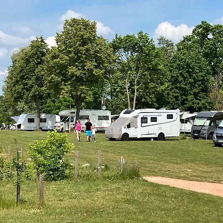 Comfort Wohnwagen Max 2 Erw U 2 Kd Campsite