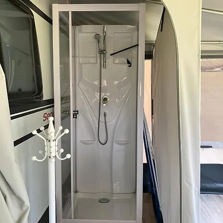 Comfort Wohnwagen Max 2 Erw U 2 Kd Campsite Alt Zeschdorf