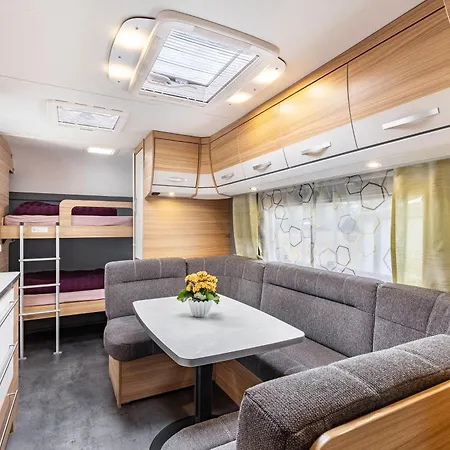 Comfort Wohnwagen Max 2 Erw U 2 Kd Κάμπινγκ *