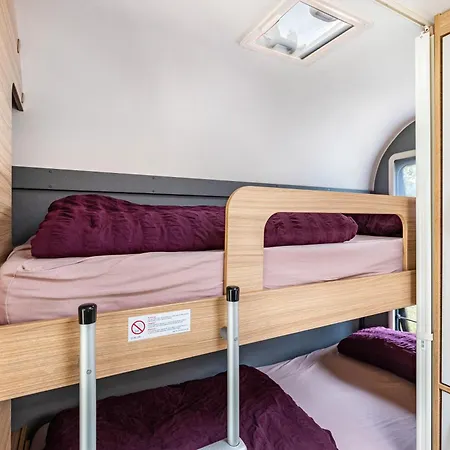 캠프장 Comfort Wohnwagen Max 2 Erw U 2 Kd