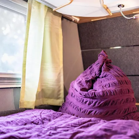 Comfort Wohnwagen Max 2 Erw U 2 Kd مكان تخييم *