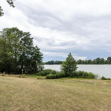 Comfort Wohnwagen Max 2 Erw U 2 Kd مكان تخييم *