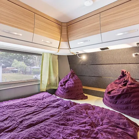 Κάμπινγκ Comfort Wohnwagen Max 2 Erw U 2 Kd