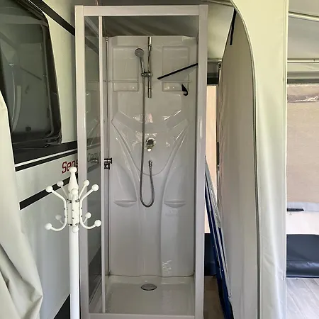 Comfort Wohnwagen Max 2 Erw U 2 Kd Κάμπινγκ