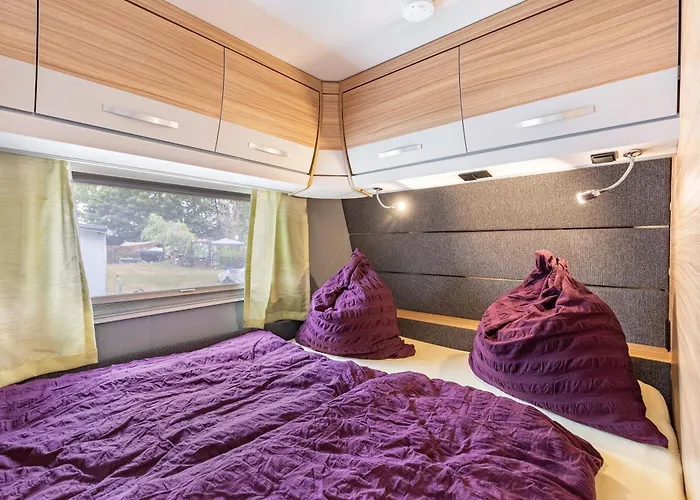 Comfort Wohnwagen Max 2 Erw U 2 Kd *